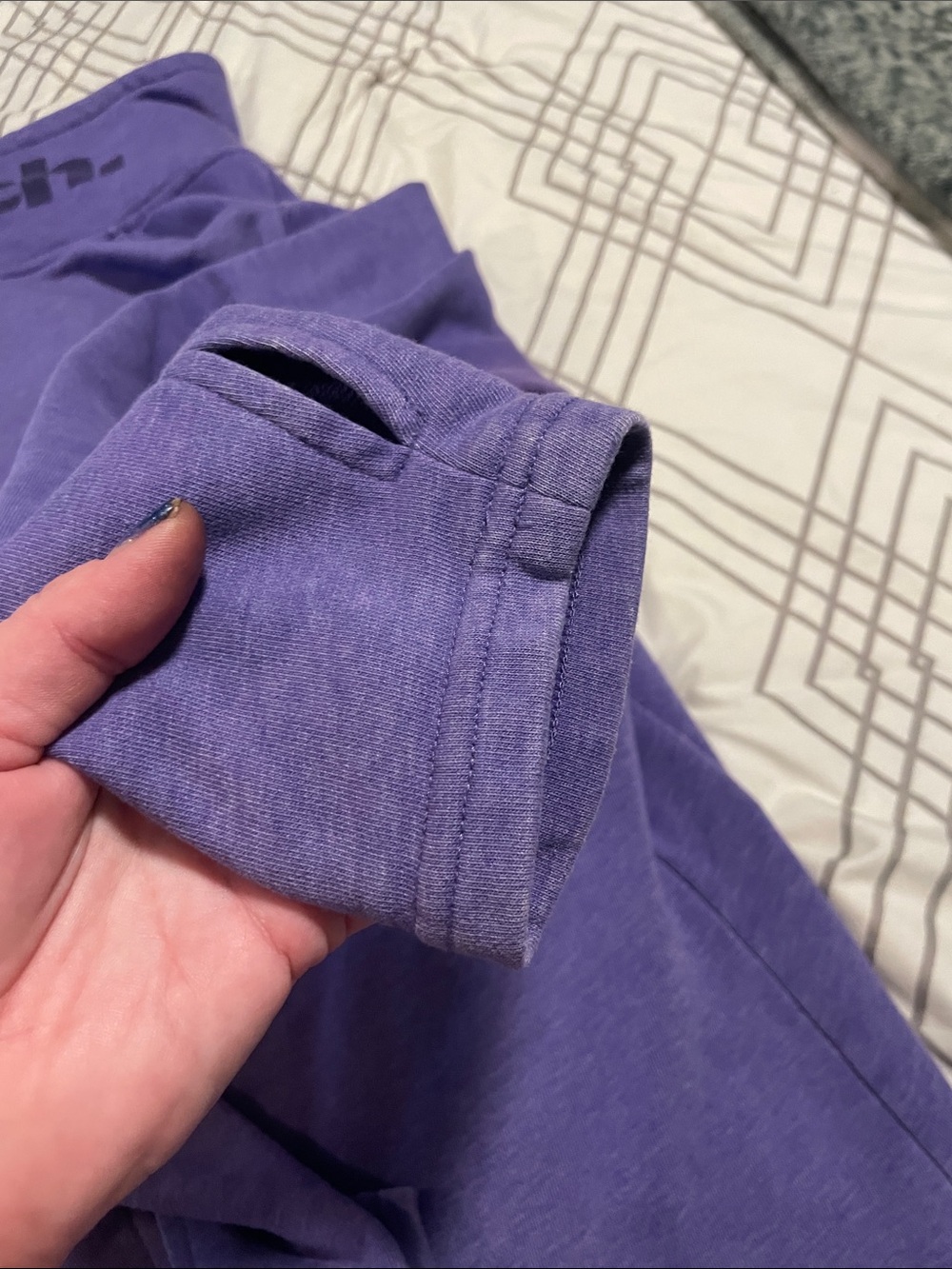 Bench Women's Purple Full-Zip Lightweight hoody - Picture 11 of 11
